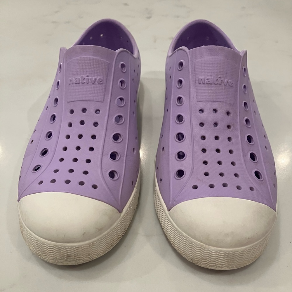 Natives kids size 13. In great shape!